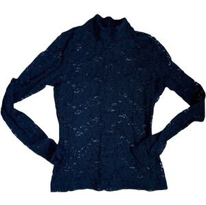 HM size XS black lace long sleeve top that zips in the back, sexy and elegant